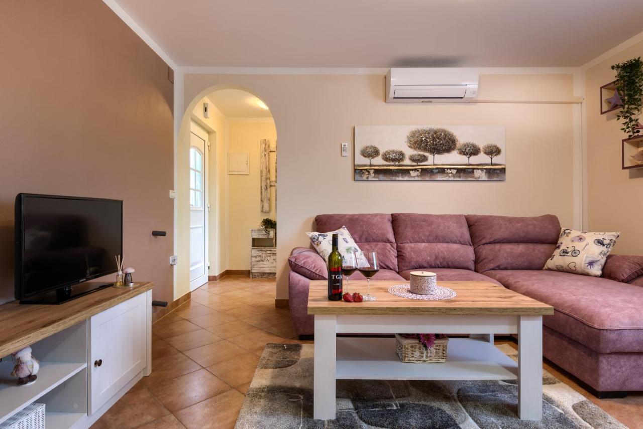 Apartmani Plavi Val Vodnjan Bagian luar foto