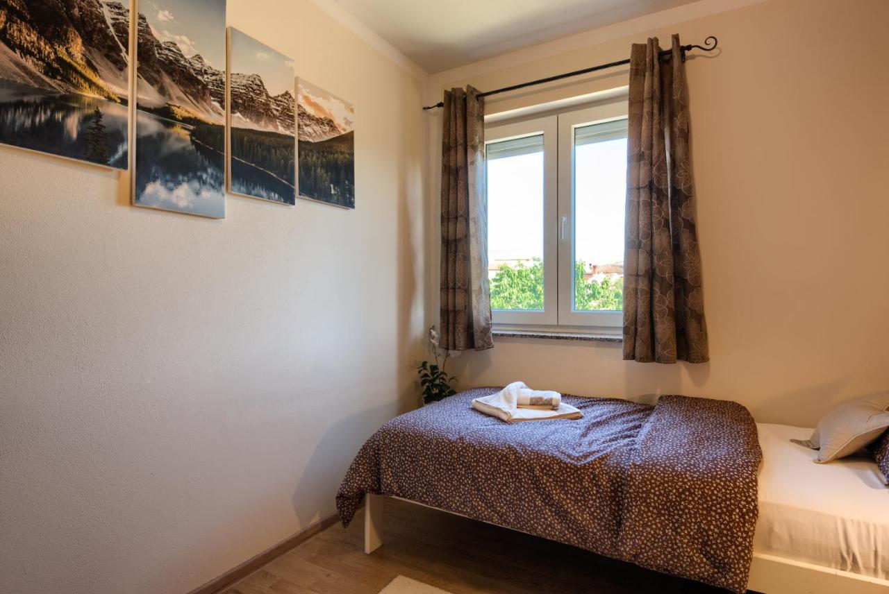 Apartmani Plavi Val Vodnjan Bagian luar foto