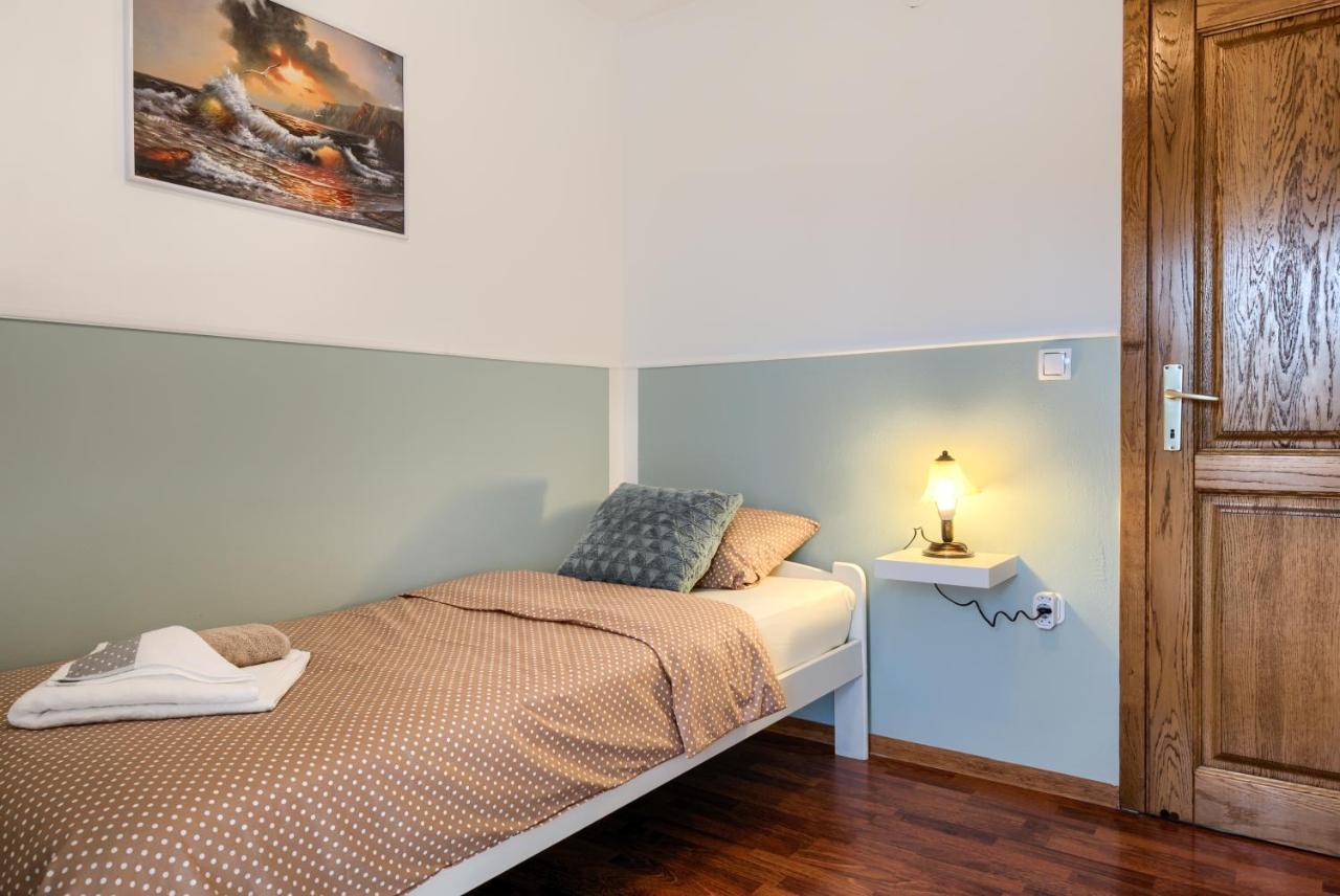 Apartmani Plavi Val Vodnjan Bagian luar foto