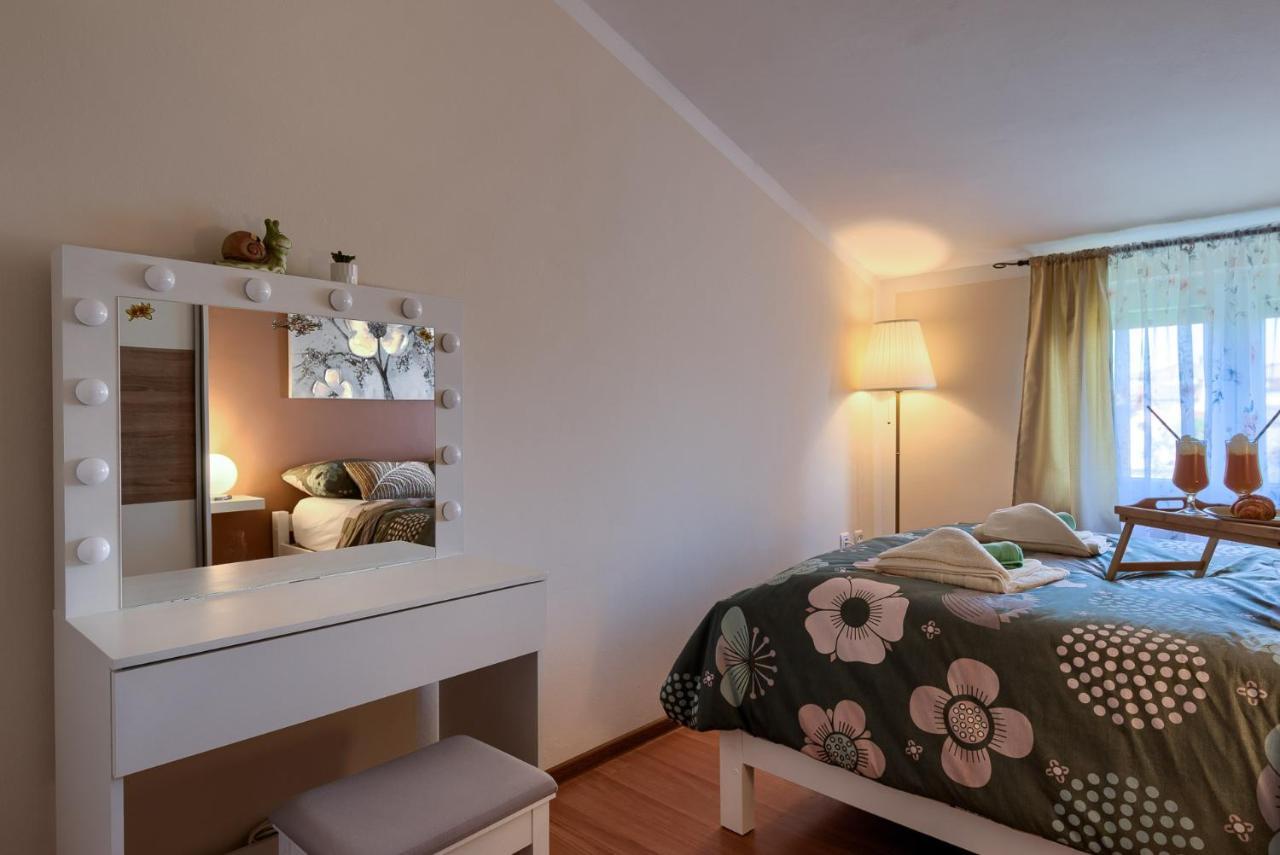 Apartmani Plavi Val Vodnjan Bagian luar foto